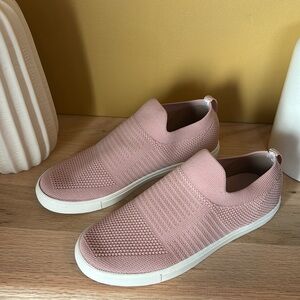 CATHERINE MALANDRINO size 8, shoes for women.